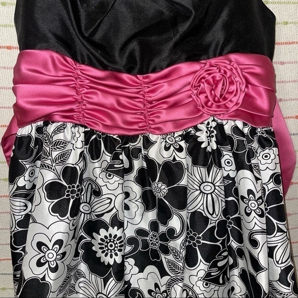 Bonnie Jean NWOT Big Girls Plus Size Black/White Shirred Waist Bubble Dress - Picture 5 of 10